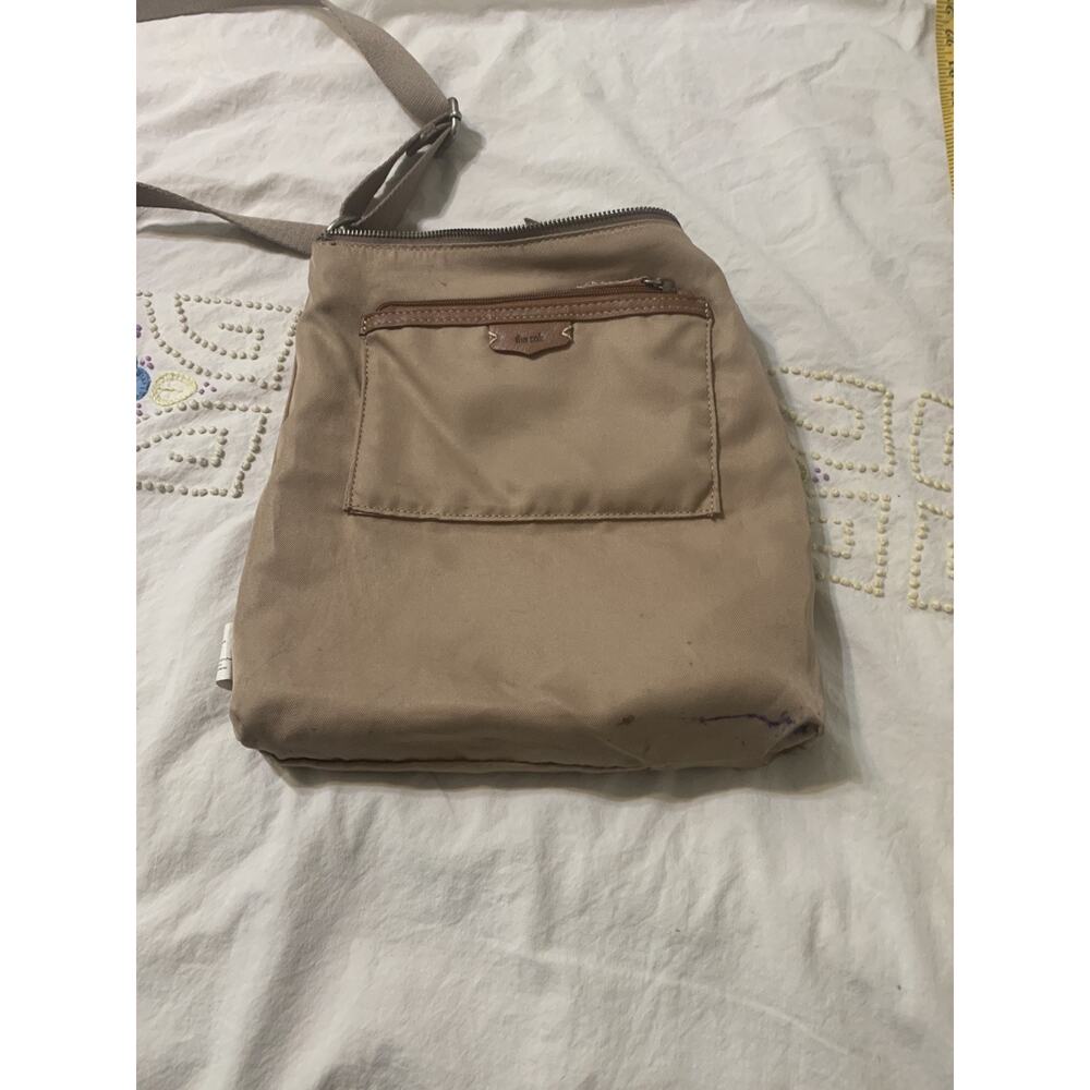 The Sak Lucia Crossbody Mushroom Suede, Adjustable strap, lots of pockets - Picture 8 of 13
